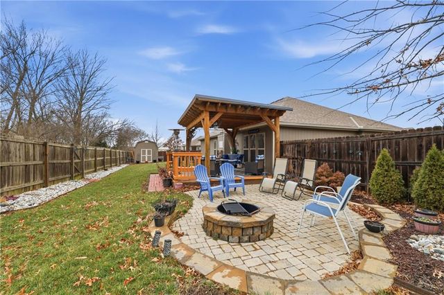 503 SW 6th Street Terrace, Oak Grove, MO 64075