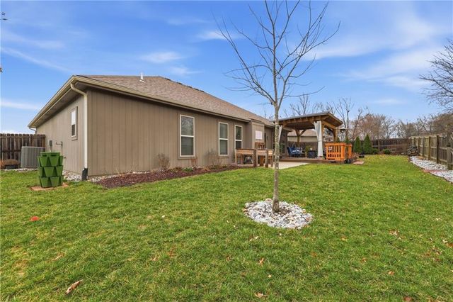 503 SW 6th Street Terrace, Oak Grove, MO 64075