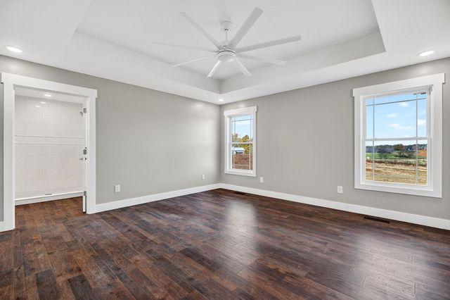 196 Dairy Barn Rd, Sparta, TN 38583