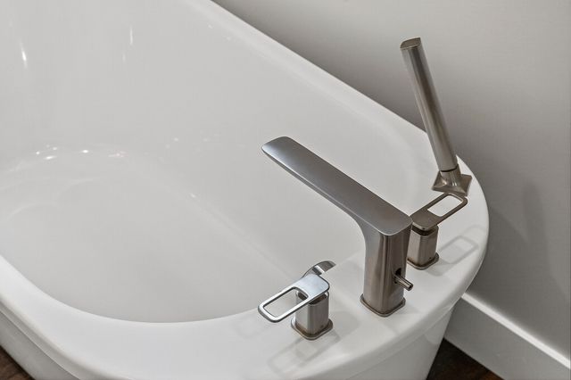 196 Dairy Barn Rd, Sparta, TN 38583