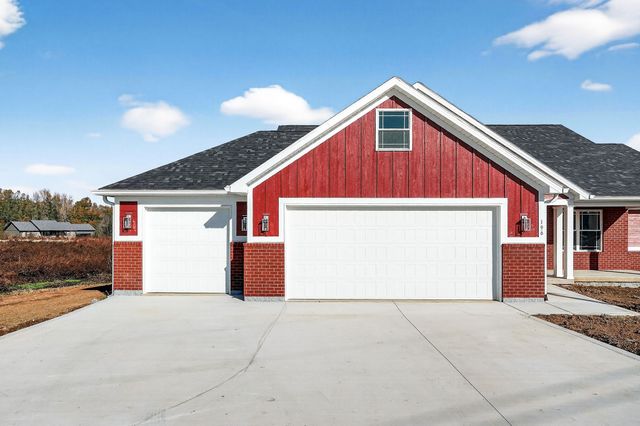 196 Dairy Barn Rd, Sparta, TN 38583