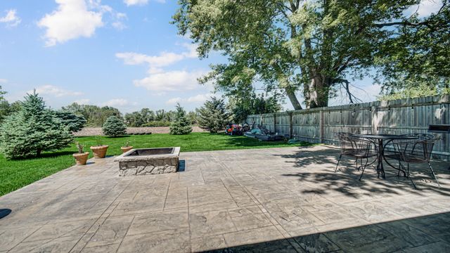 10916 W 181st Avenue, Lowell, IN 46356