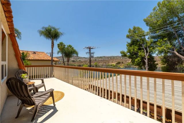 29789 Longhorn Drive, Canyon Lake, CA 92587
