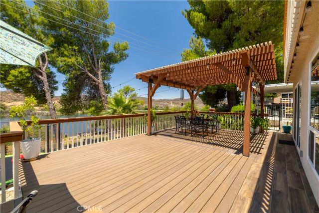 29789 Longhorn Drive, Canyon Lake, CA 92587