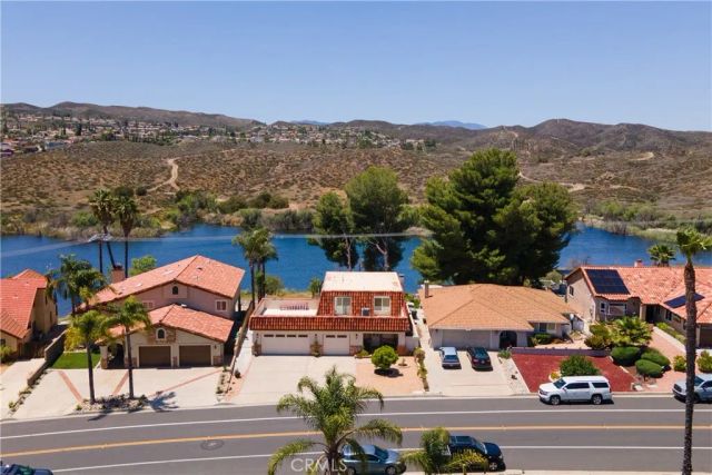 29789 Longhorn Drive, Canyon Lake, CA 92587