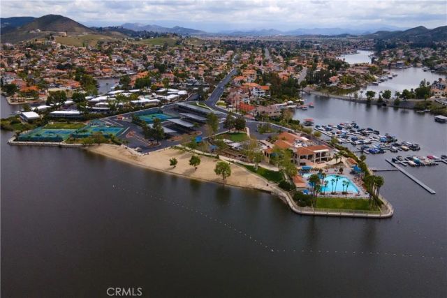29789 Longhorn Drive, Canyon Lake, CA 92587