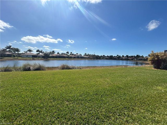 11294 Red Bluff LN, Fort Myers, FL 33912