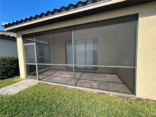 11294 Red Bluff LN, Fort Myers, FL 33912