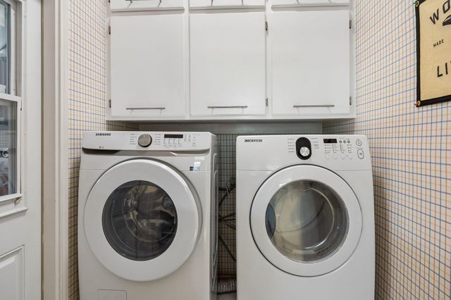 9403 Denbury Way, Houston, TX 77025