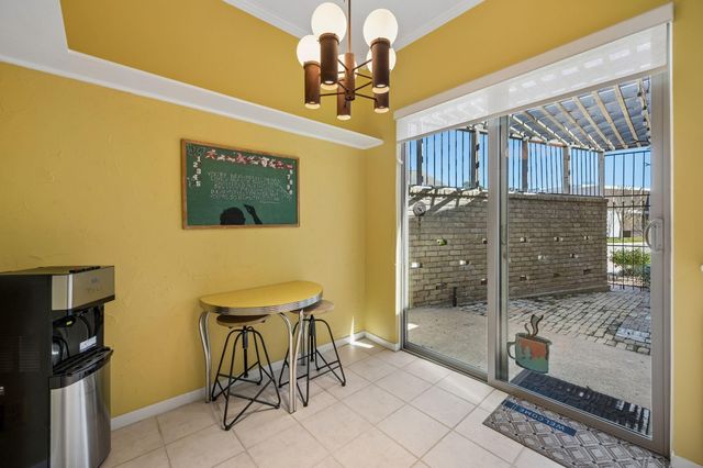 9403 Denbury Way, Houston, TX 77025