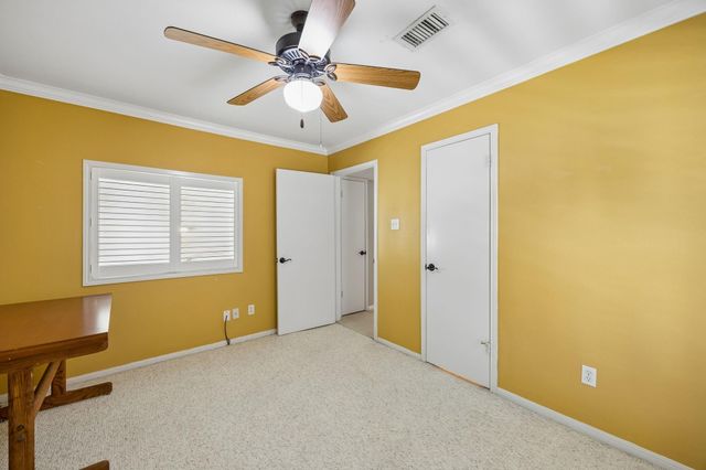 9403 Denbury Way, Houston, TX 77025