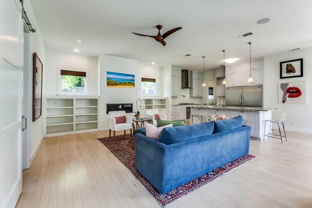 4206 Manning Lane, Dallas, TX 75220