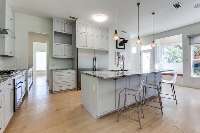 4206 Manning Lane, Dallas, TX 75220