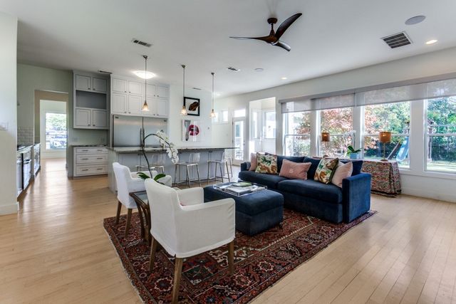 4206 Manning Lane, Dallas, TX 75220