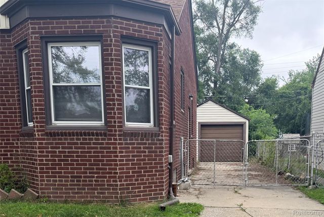 6732 Rockdale Street, Dearborn Heights, MI 48127