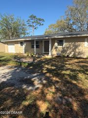 2005 Bayview Drive, New Smyrna Beach, FL 32168