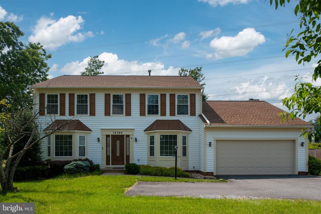 15720 BEAU RIDGE DR, Woodbridge, VA 22193