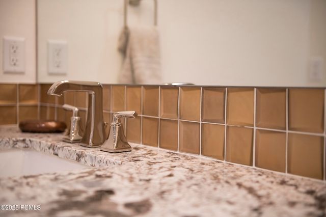 1111 Stonebridge Circle, Park City, UT 84060