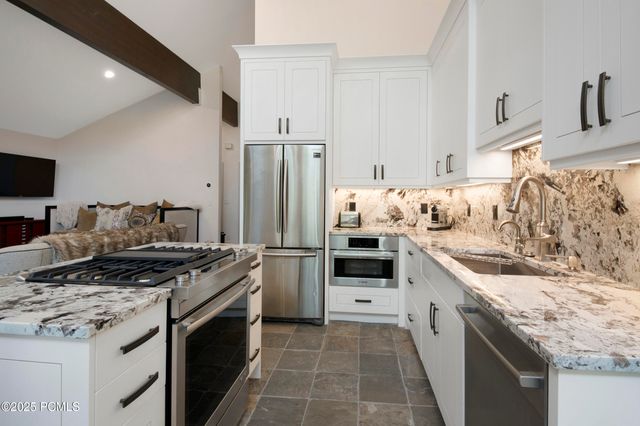 1111 Stonebridge Circle, Park City, UT 84060