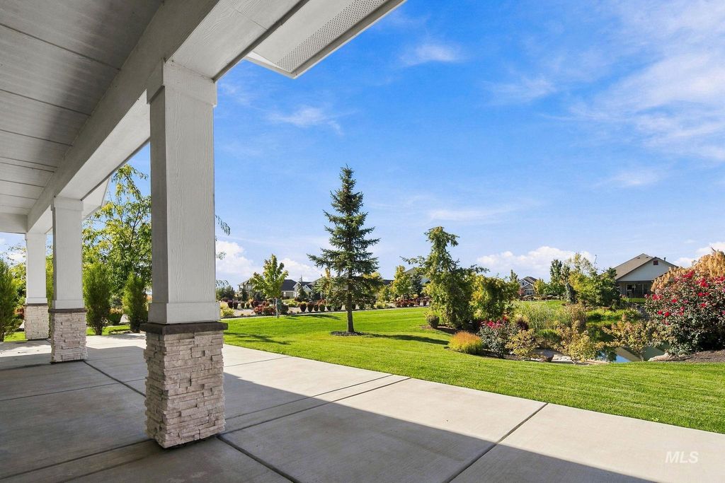 1381 N Laconia Ave, Eagle, ID 83616 photo 3