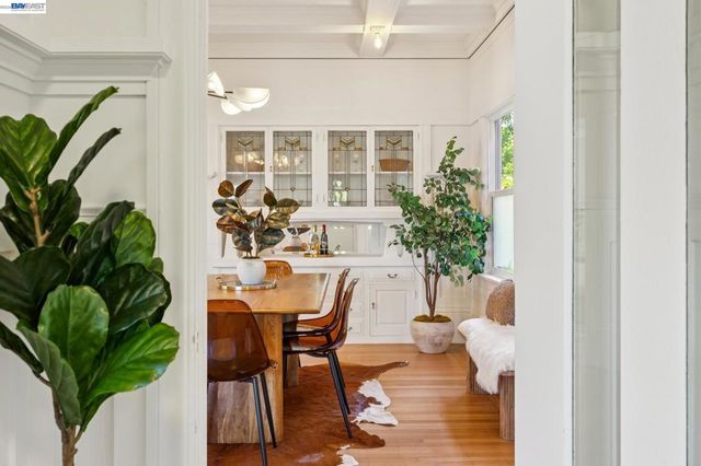 1516 WELLINGTON STREET, Oakland, CA 94602