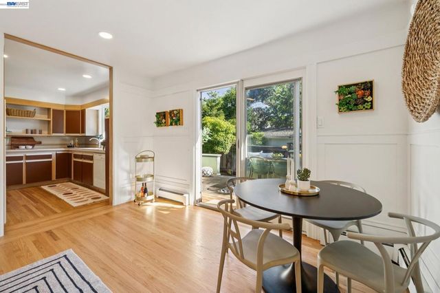 1516 WELLINGTON STREET, Oakland, CA 94602