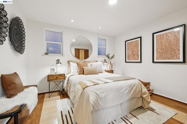 1516 WELLINGTON STREET, Oakland, CA 94602