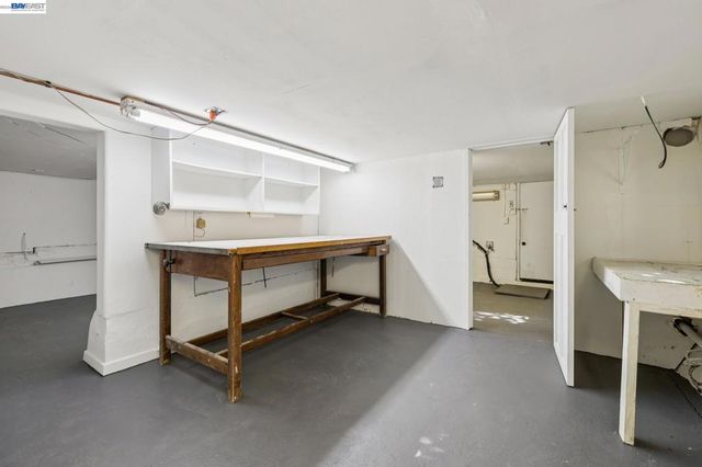 1516 WELLINGTON STREET, Oakland, CA 94602
