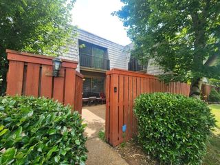 105 Cedarwood Ln, Madison, TN 37115