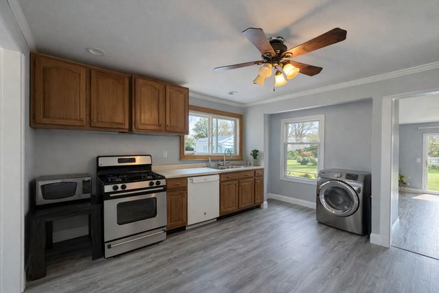 2109 Park Street, Rolling Meadows, IL 60008