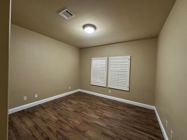 5507 San Clemente Dr, Midland, TX 79707