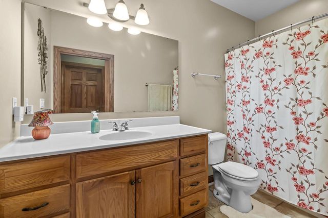 W5574 Briarwood ROAD, Elkhorn, WI 53121