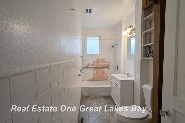 1715 Hancock Street, Saginaw, MI 48602