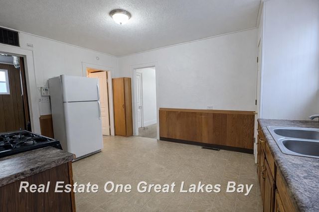 1715 Hancock Street, Saginaw, MI 48602