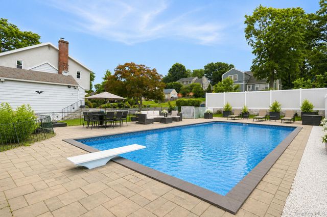 121 Marietta Avenue, Hawthorne, NY 10532