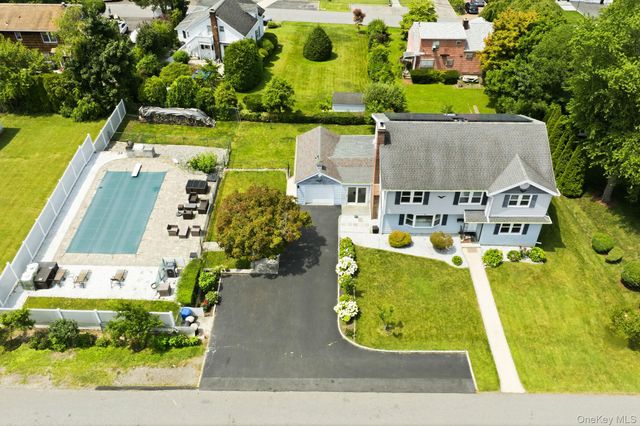 121 Marietta Avenue, Hawthorne, NY 10532