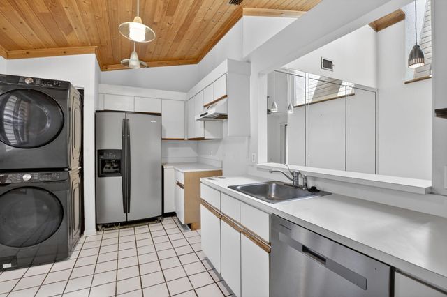 9883 NW 1st Court, Plantation, FL 33324