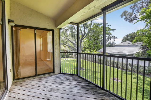 9883 NW 1st Court, Plantation, FL 33324