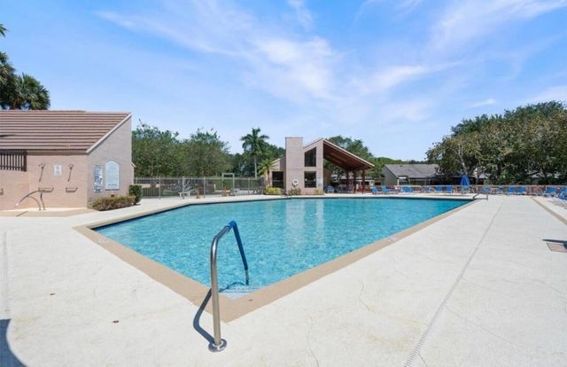 9883 NW 1st Court, Plantation, FL 33324