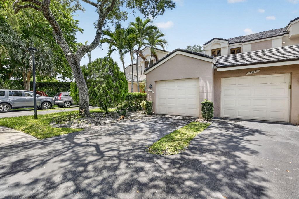 9883 NW 1st Court, Plantation, FL 33324