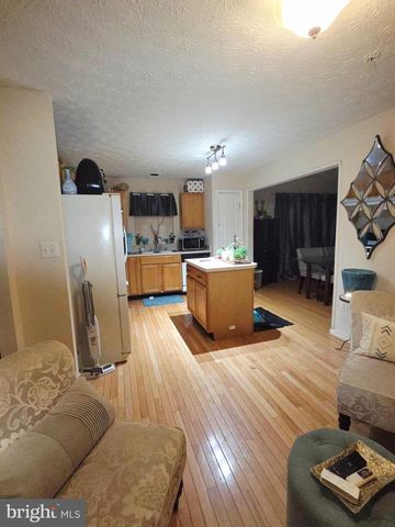 8311 FROSTWOOD DR, Laurel, MD 20724