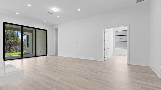 13294 Artisan Circle, Palm Beach Gardens, FL 33418