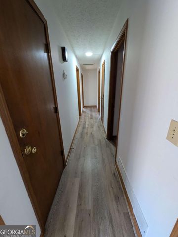 521 Penny Lane, Woodstock, GA 30188