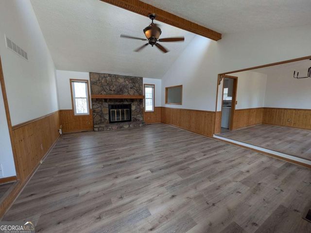 521 Penny Lane, Woodstock, GA 30188