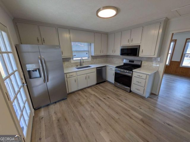 521 Penny Lane, Woodstock, GA 30188