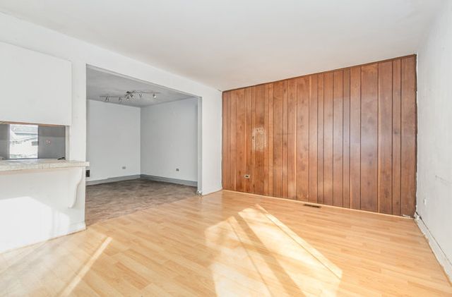 1043 Ashridge Lane, University Park, IL 60484