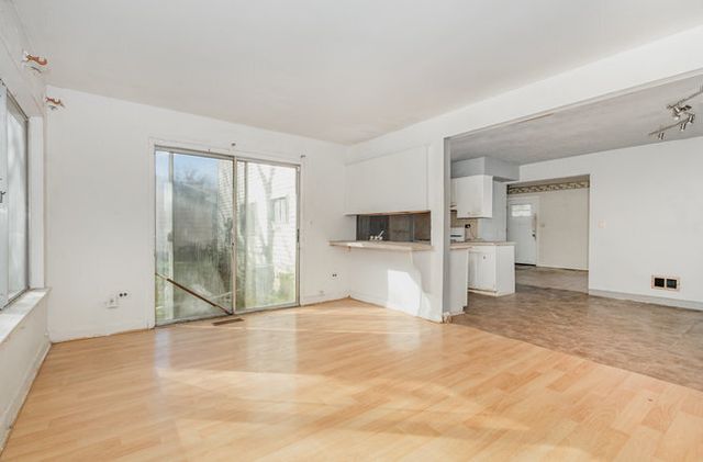 1043 Ashridge Lane, University Park, IL 60484