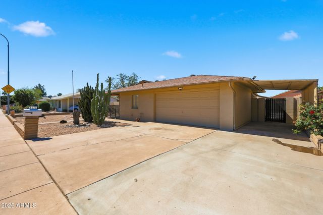 8432 N 56TH Avenue, Glendale, AZ 85302