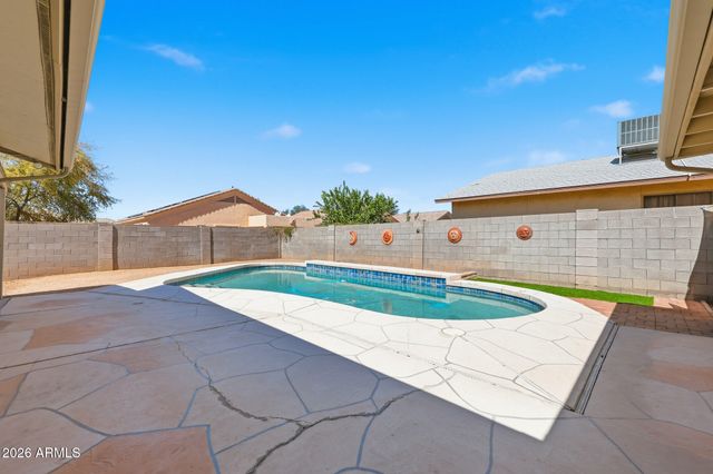 8432 N 56TH Avenue, Glendale, AZ 85302