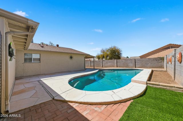 8432 N 56TH Avenue, Glendale, AZ 85302